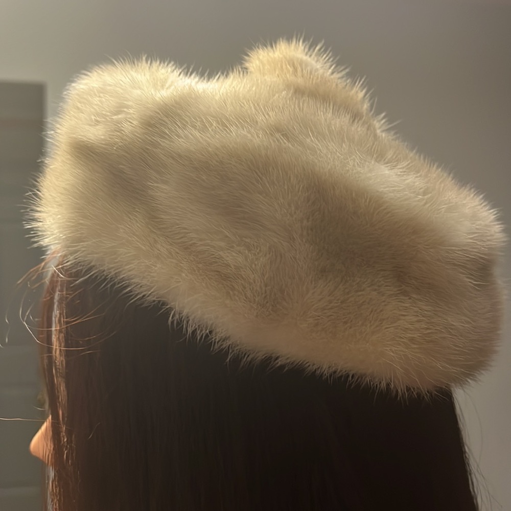Mink Fur Vintage Blonde Pillbox Hat 60’s Jackie O Audrey Hepburn - Picture 5 of 9